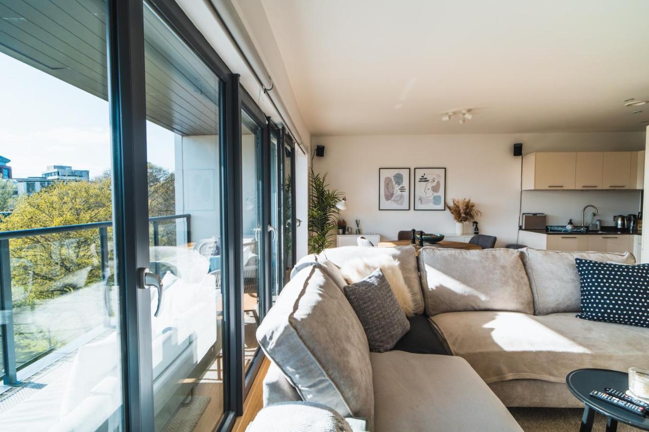 ⭑ Modern Town Centre Apartment ⭑ Борнмут Экстерьер фото